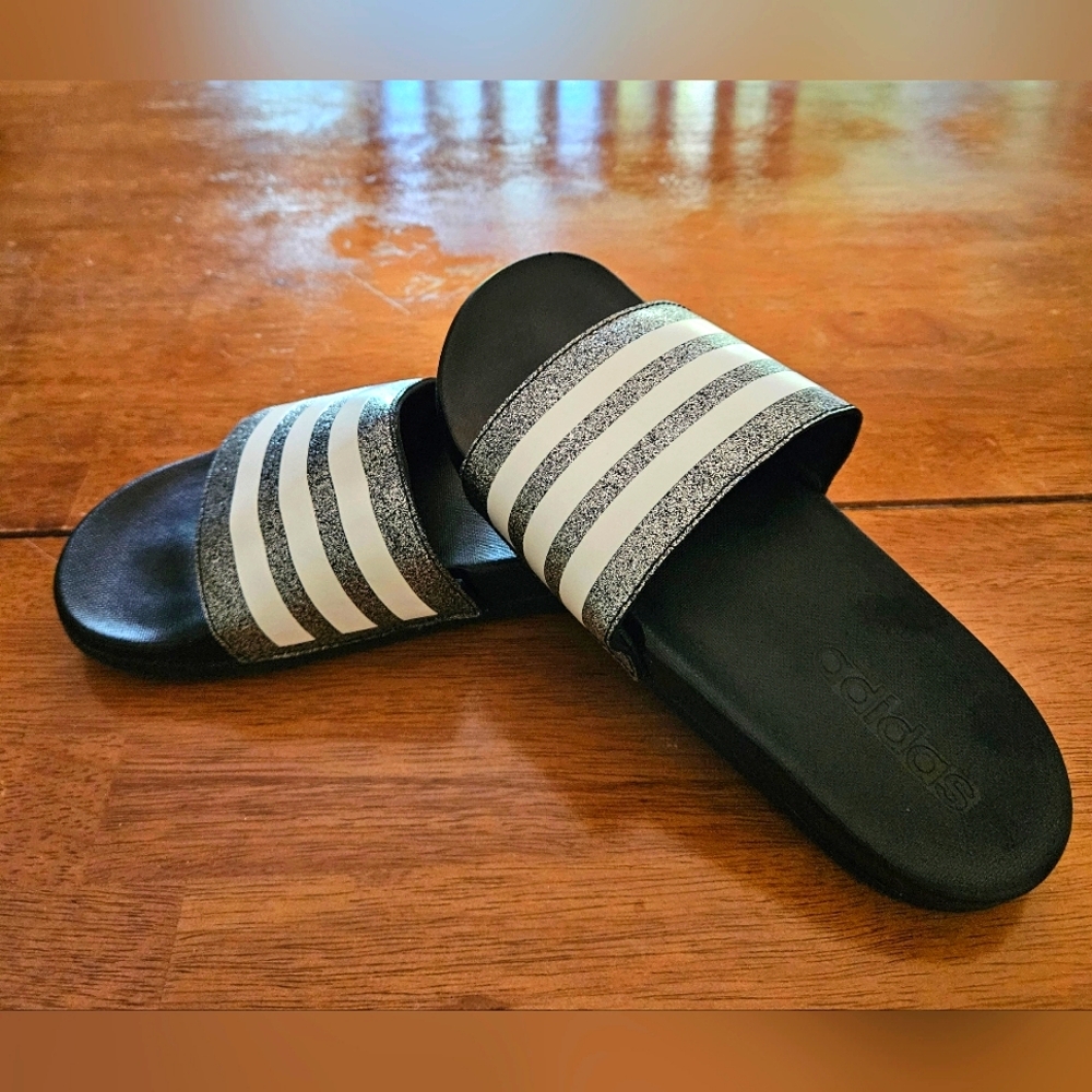 Adidas Slides  Big Kids 4